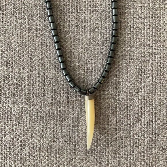 Unisex Necklace Hematite with Shark’s Tooth - Picture 1 of 4